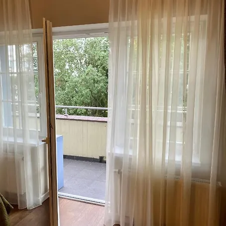 Guest house - Restauracja Zolty 3*