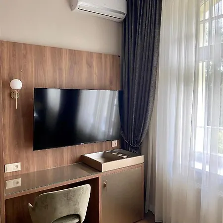 - Restauracja Zolty 3* Nový Štětín