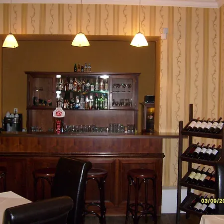 - Restauracja Zolty 3* Nový Štětín