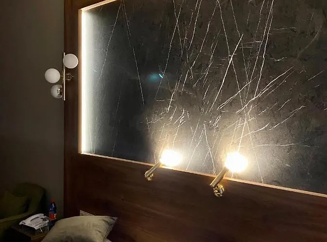 - Restauracja żółty Szczecinek