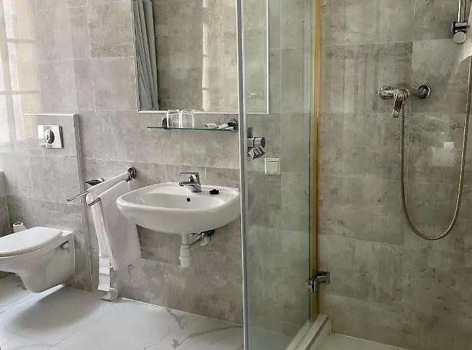 - Restauracja żółty 3*