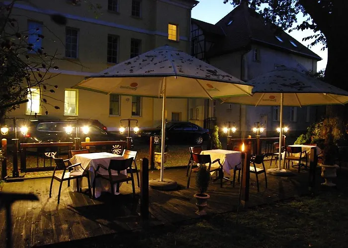 - Restauracja Zolty 3*